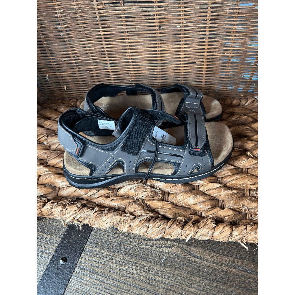 St John's Bay Men's Gray Black Badger Strap Open Toe Outdoor‎ Sandals Size 8